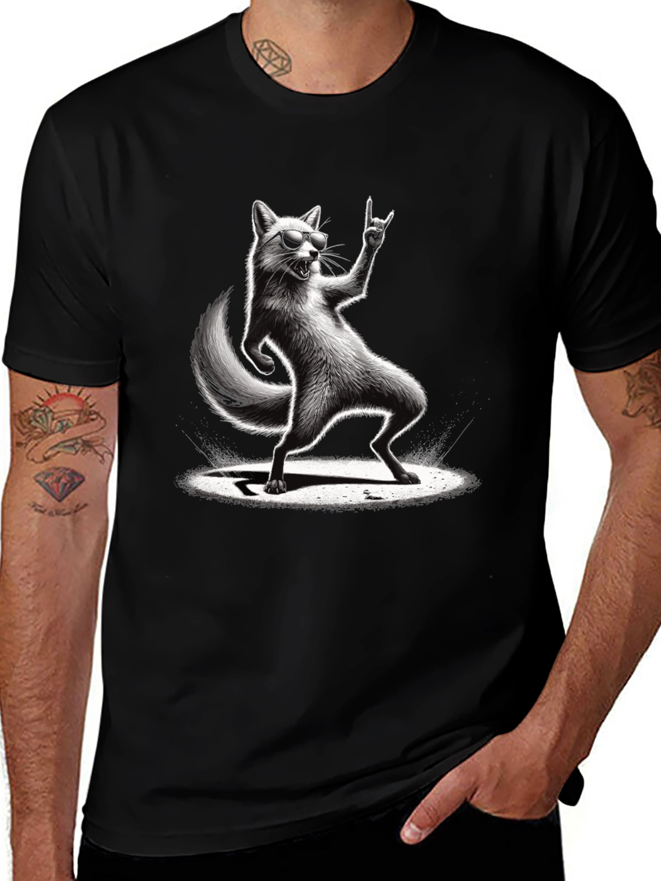 Rockin Fox Graphic Tee - Cool Animal T-Shirt