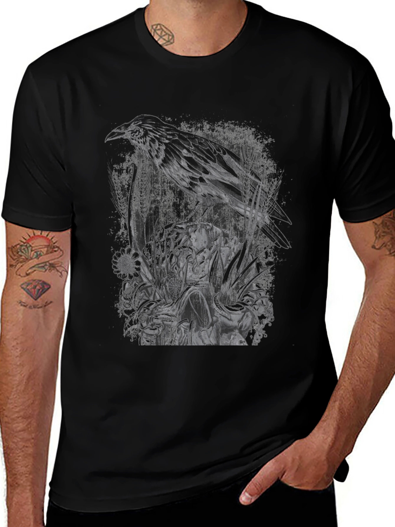 Raven Graphic T-Shirt - Dark & Edgy Design