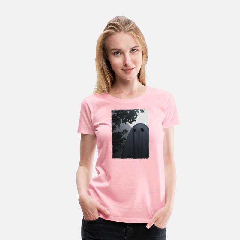 Ghost Under Moonlight