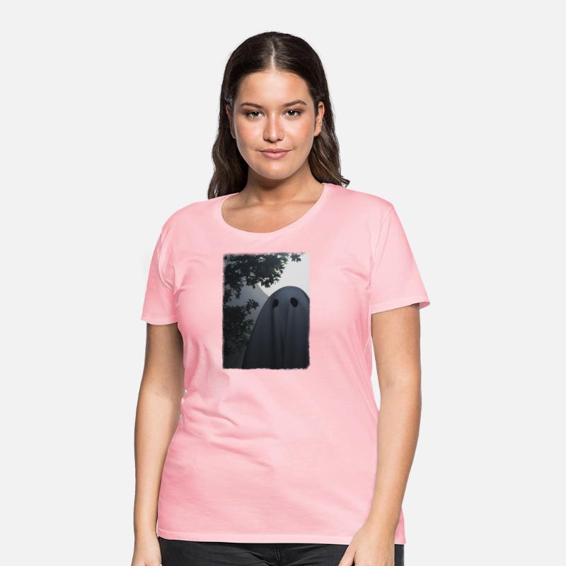 Ghost Under Moonlight