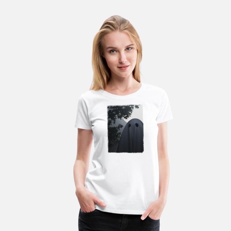 Ghost Under Moonlight