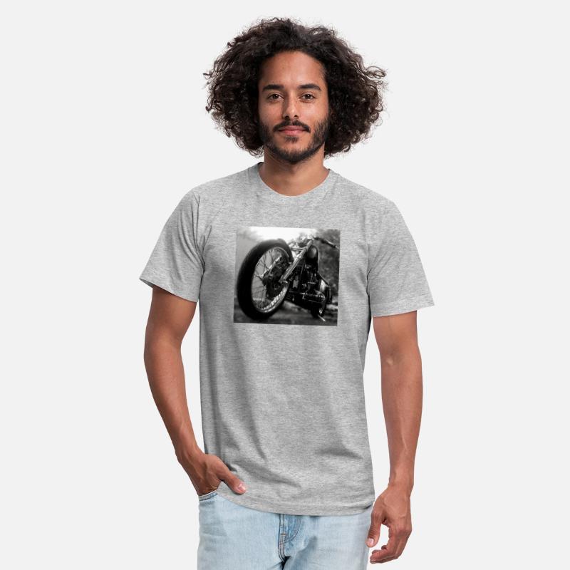 Metal Machine : Black & White Photograph