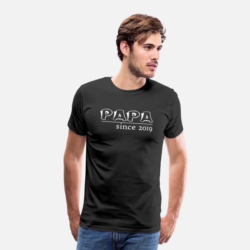 "Papa Since 2019" T-Shirt - Celebrate Fatherhood