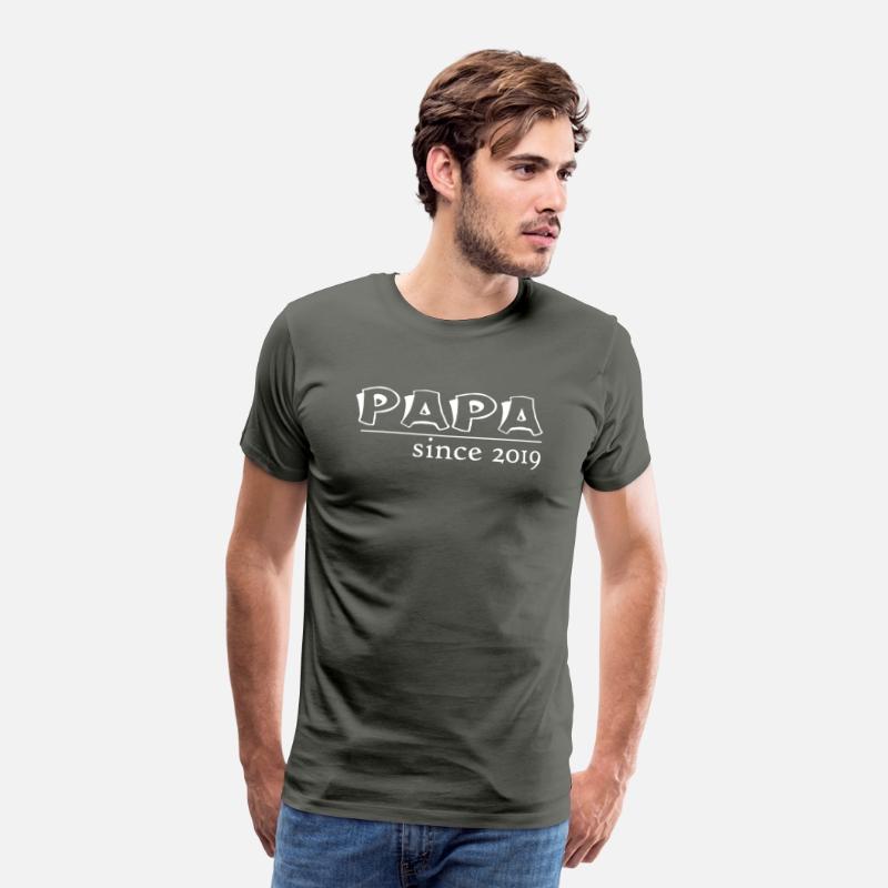 "Papa Since 2019" T-Shirt - Celebrate Fatherhood