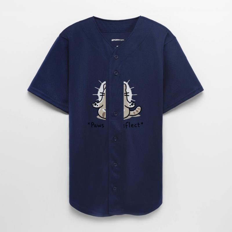 Paws and reflect - Funny Cat