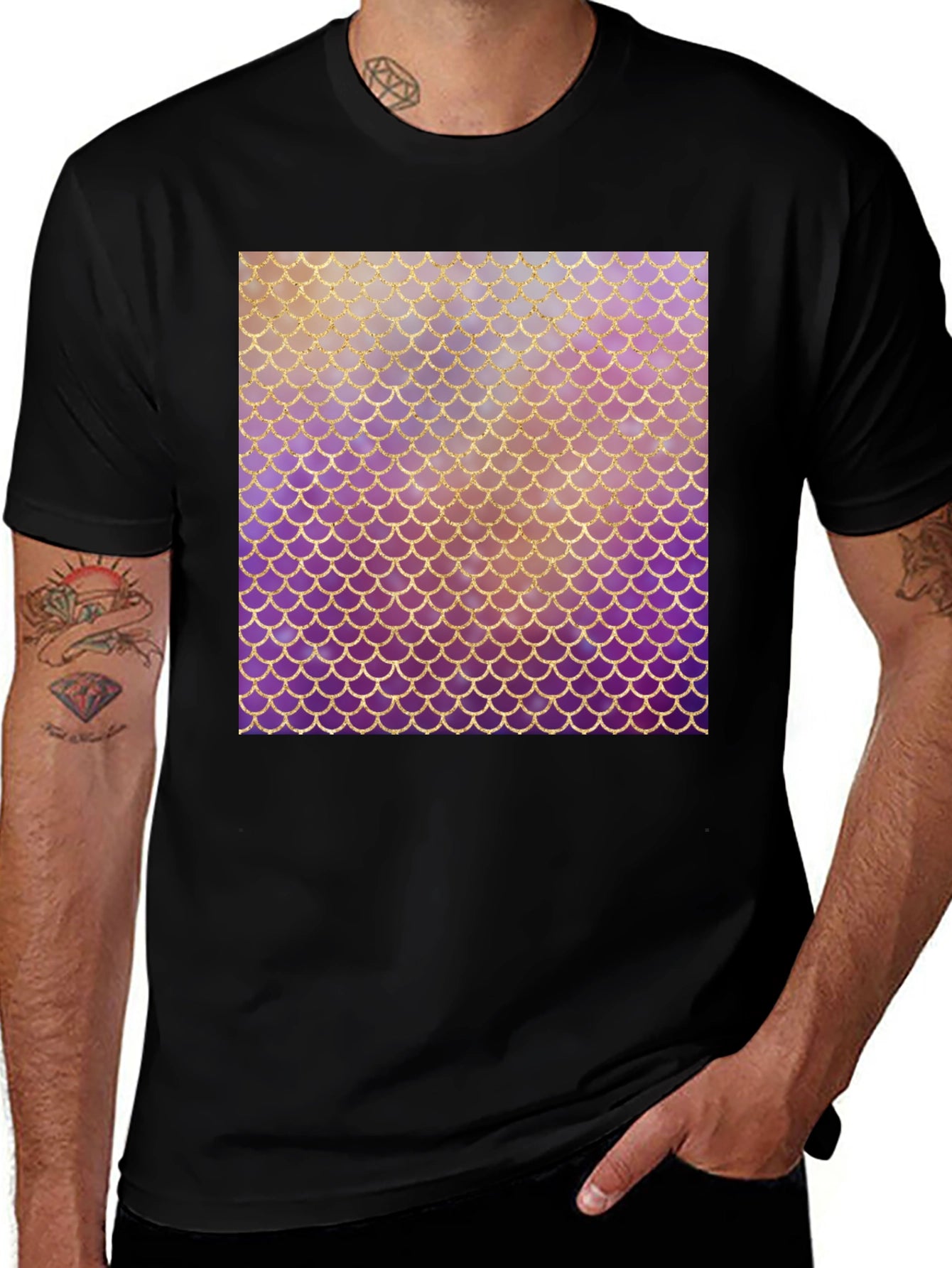 Mermaid Scale Graphic Tee - Stylish Black T-Shirt