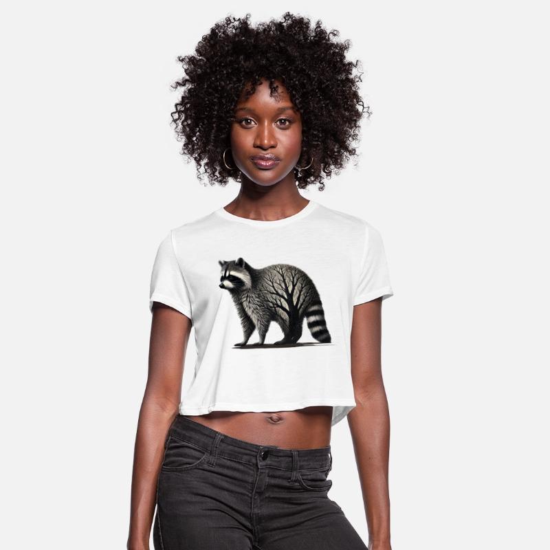 Raccoon and filigree tree network in the fur